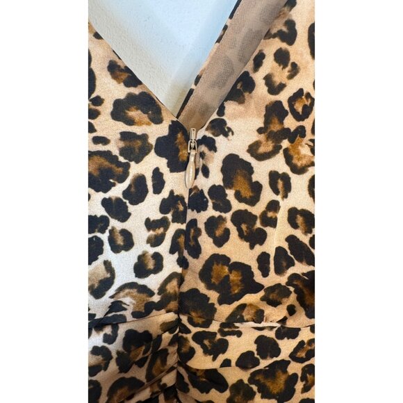 Nicholas Leopard Print Size 2 100% Silk Ruched Mini Dress V-Neck - Picture 9 of 16